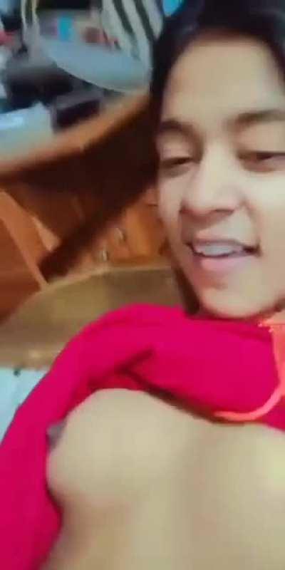 Teenage Virgin Girlfriend Boob Suck