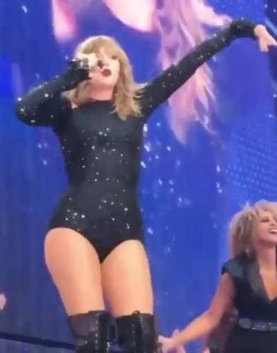 Reputation converted me ❤️