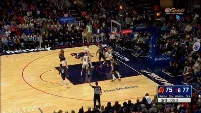 [Highlight] Joel Embiid heaves in an UNBELIEVABLE three-pointer to put the Sixers up 5 at the end of the 3rd quarter!