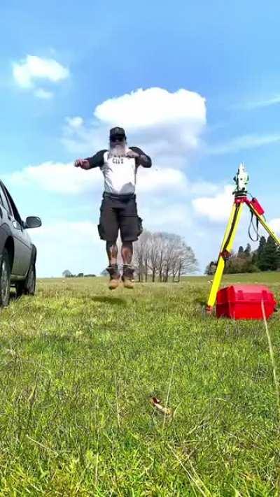 Valkyries glitched ult be like...