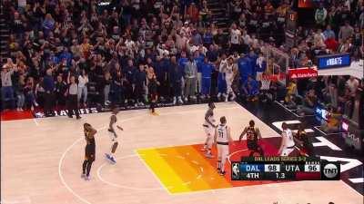 [Highlight] Bojan Bogdonavic misses the go ahead bucket and the Jazz are eliminated in round 1