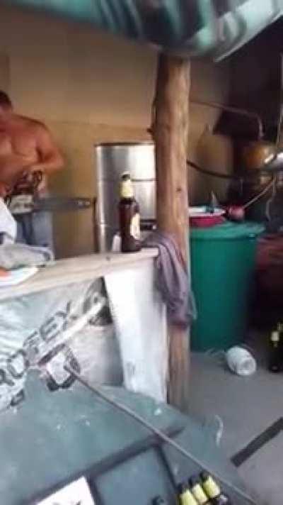 Pečenje rakije treći dan...