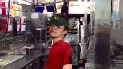 cavetown works at mcdonald’s!! (video by me)