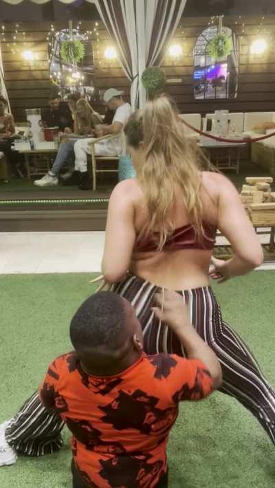 Jus tryna bring the ass to his level