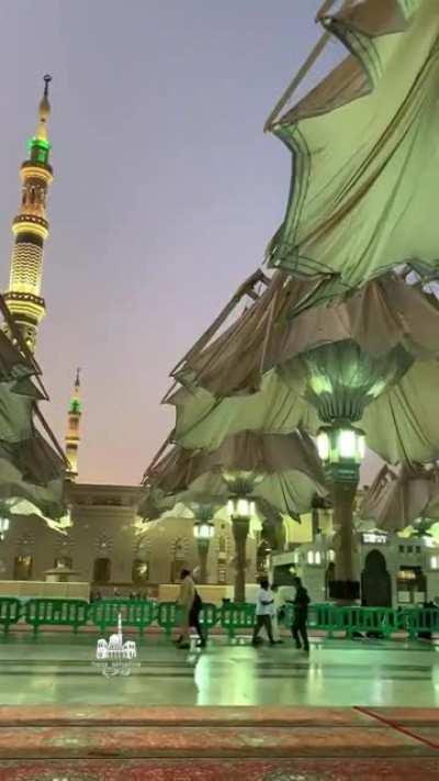 Azan e Madina