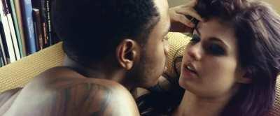 Alexandra Daddario - Texas Chainsaw (2013)