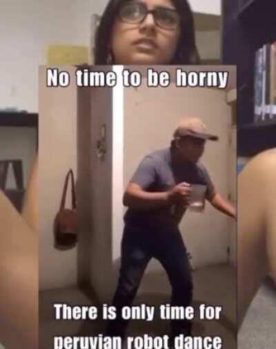 Peruvian robot dance 🥵🤑