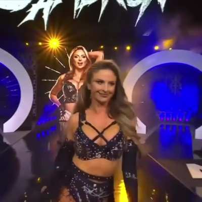 Harley Cameron has some massive tits