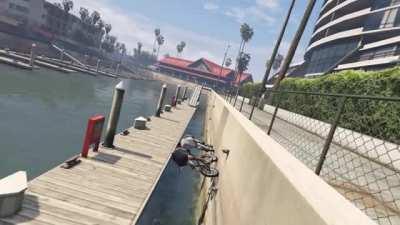 Rockstar n'a clairement pas compris comment la gravité fonctionne ;)