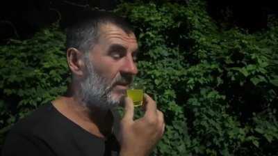 Шта ли пије овај господин, Еридијум 36?