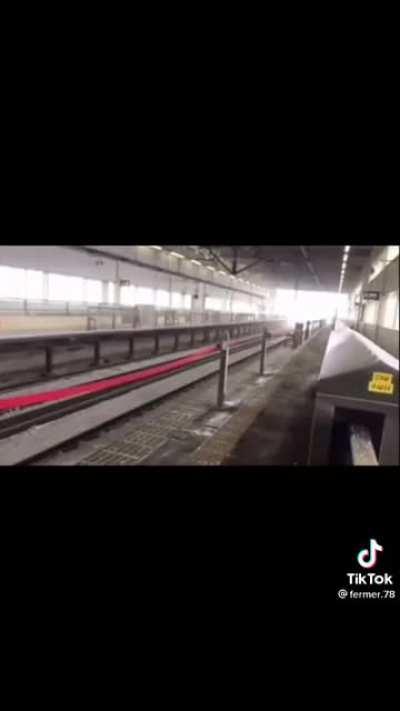 Расскажи мне теперь про китайскую промышленность. Вместе поржем. Ссылка на оригинальный ролик  