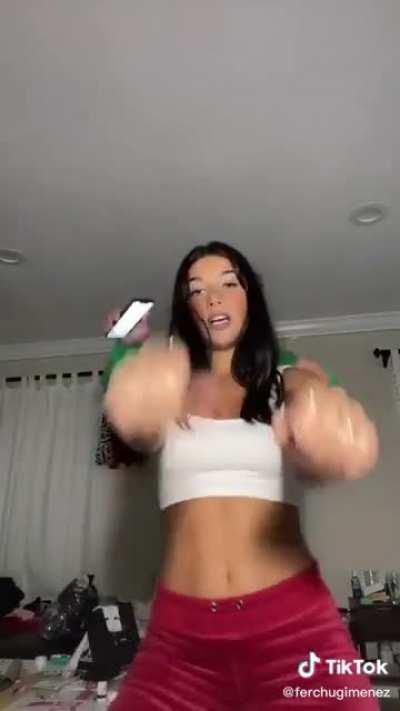 Oh my fucking God.. first, wish she pushed those pants down further! Also wait for the end when she grabs the 🍑🥵🤤