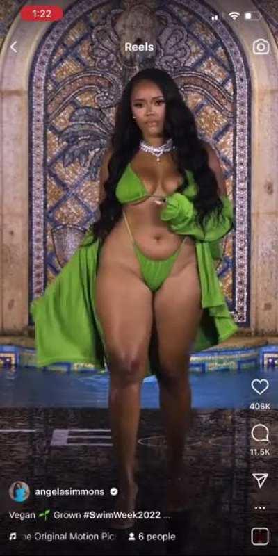 Angela Simmons @angelasimmons🐊