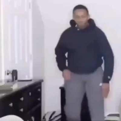 If there is anything to take away from Hulk vs Broly, its that Ikari fucking bangs