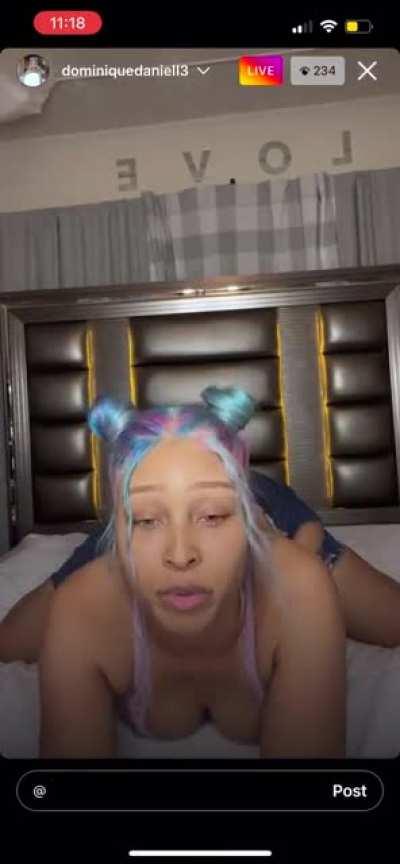 This the most we getting out of her🤦🏿‍♂️🦄