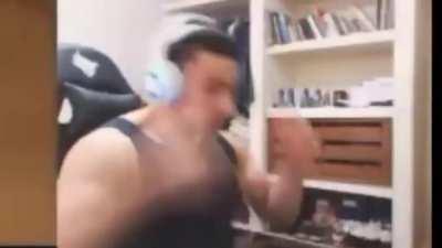 fiz um meme pro ultimo heroi da terra do anime jojo espero que voce goste xandão