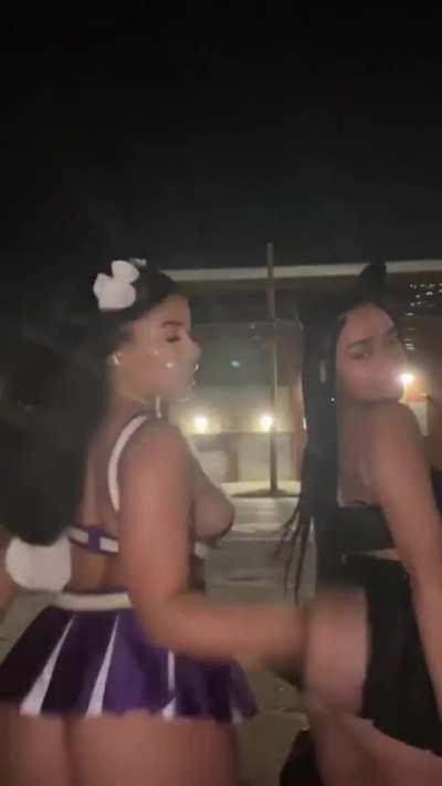 😍😍dam did she post in her subscription on ig ? Whoever in it post