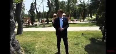 Beylikdüzü Belediye Başkanı Mehmet Murat Çalık'ın, İBB Başkanı İmamoğlu'na benzeyen tavırları ve ses tonu dikkat çekti.