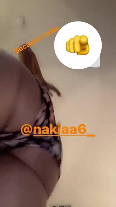nakiaa6_ (@nakiaa6_)