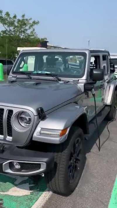 Thought i was getting ICE-ed before I realized this one is on our side. Pissed to pleased in 7 seconds!