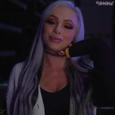 Liv Morgan Cute Pose 💁🏼‍♀️