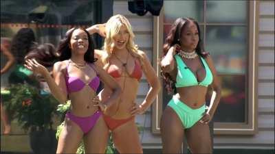 Mecole, Kirsten, Riley - BB25 - Bikini Runway Walk