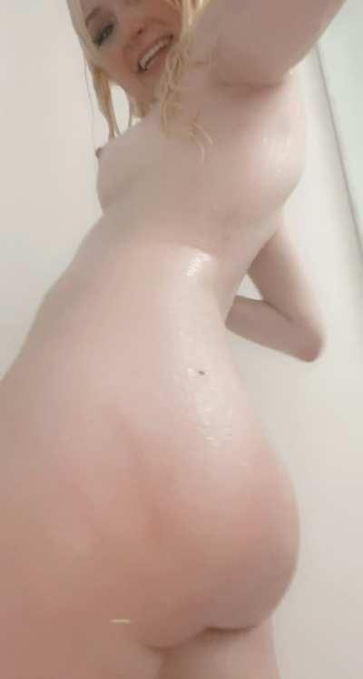 Ever bred a slut as thick as me?