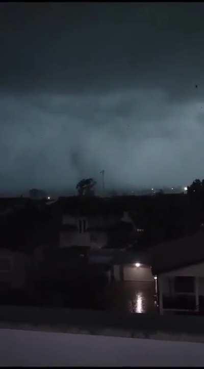 Classico tornado estivo nell'hinterland milanese