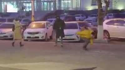 Thief gets an instant karma