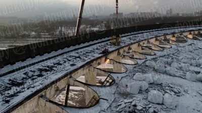 Darvin Award 2020. Worker forgot to use protection.