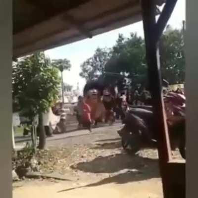 Running with a very big mask