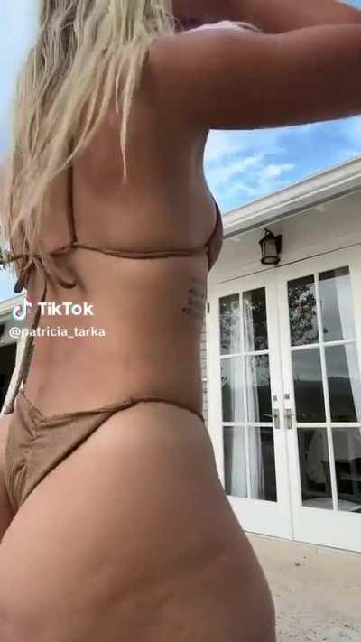 @patricia_tarka this has to be the best ass on tiktok!