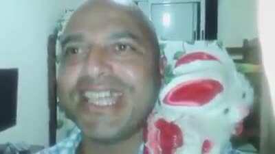 Um homem só morre quando se esquecem dele.