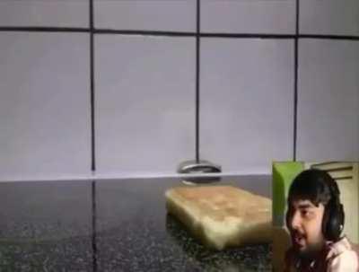 Mutas laugh is a whole ass vibe of it's own