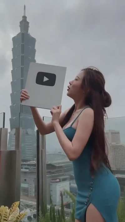 such a tight, cock-teasing dress to show off her accomplishment