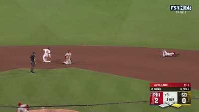 [Highlight] [Highlight] Phillies fail to turn the double play to end the game as 2 runners get on