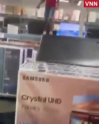 Young boy AKA Donkey Kong makes an appearance at Costco by destroying display TVs