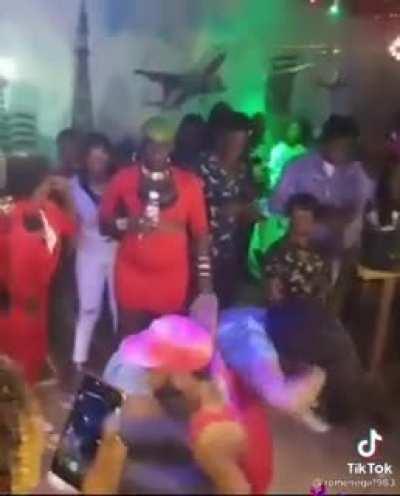 Yard bi duh anyting 😂