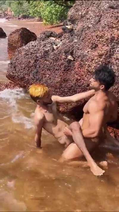 My fellow Indians.. it is time that India is ready to evolve. BEHOLD.. INDIAN THUG!!!