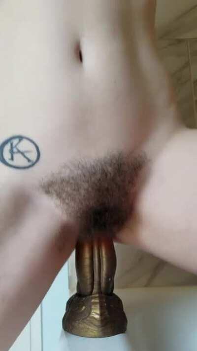 bushy and the beast 🙃 (orochi medium/firm)