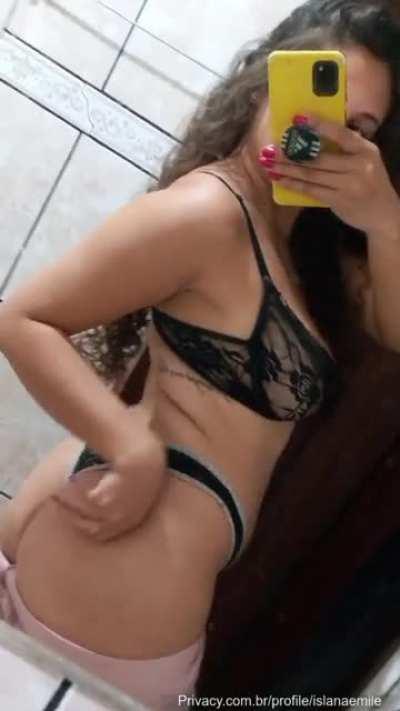 ISLANA EMILE (PACK COMPLETO NO CHAT)