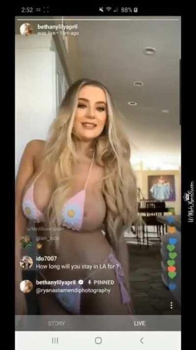 Too big to handle - Instagram Nip slip