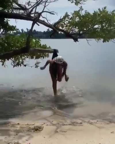 Thong troubles. 🤣