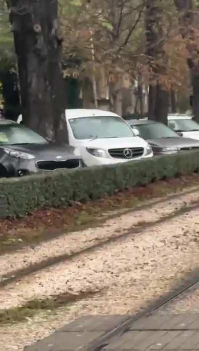 Kad nema tramvaja - napravi ga sam