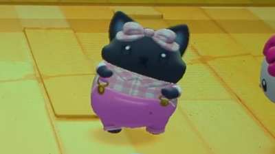 My girl is too chonky to clap 😭❤️ She's doing her best though.