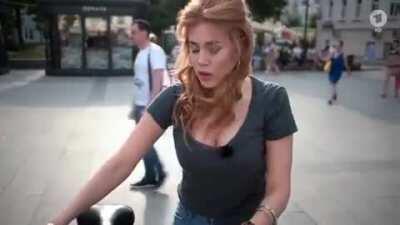 Palina fährt Rad😎