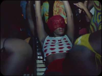 Janelle Monae plot in Lipstick Lover music video