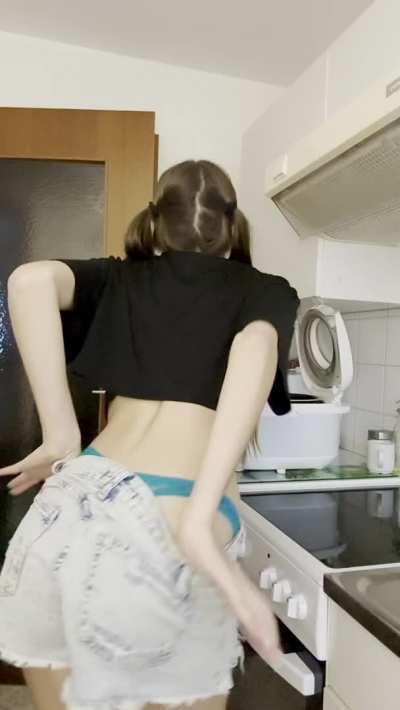 Come with me if you want to lick