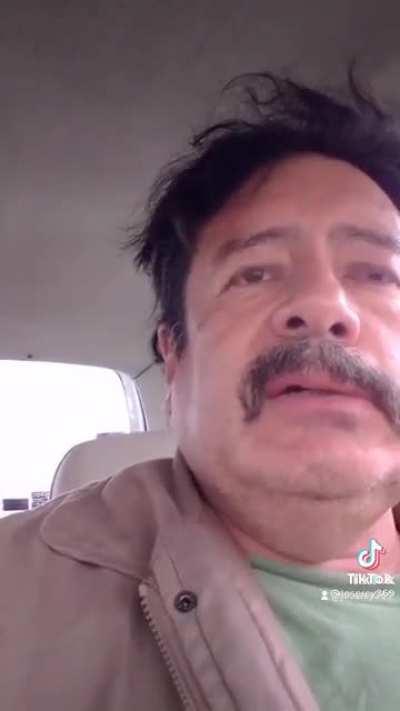 El papá del Uriel basado