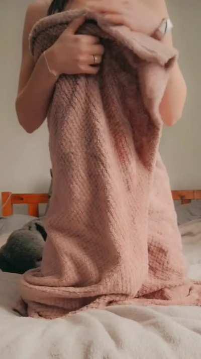 Mom is cock hungry, send help!